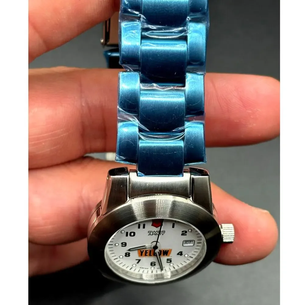 Victorinox Swiss Army Field Watch White Dial Stainless Steel 100M NIB